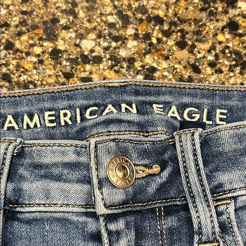 American Eagle Outfitters preowned excellent